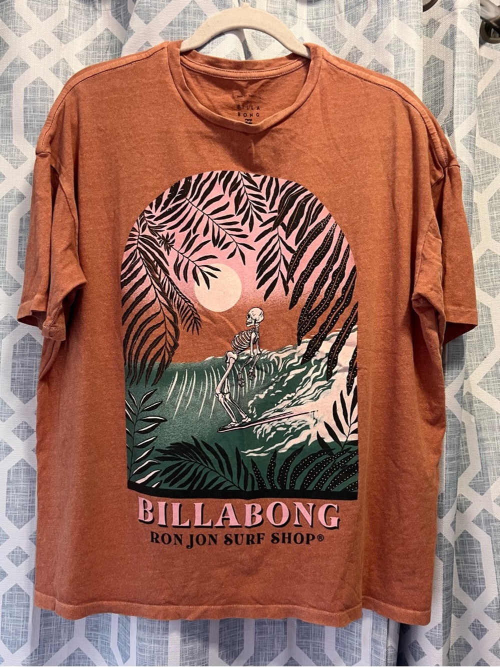 Billabong Rust Short-Sleeve Tee with Pink & Green Surf Graphic
